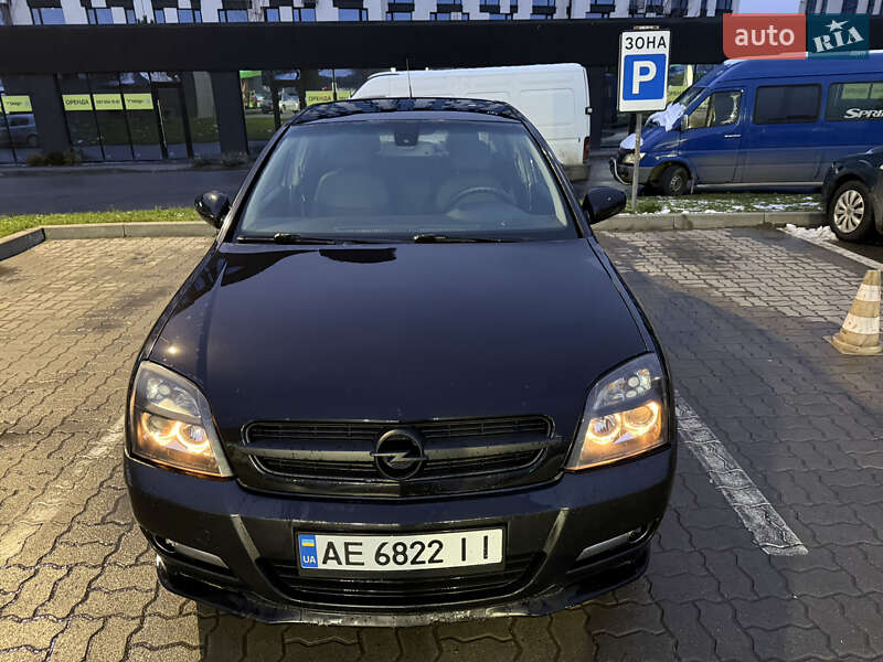 Седан Opel Vectra 2003 в Івано-Франківську