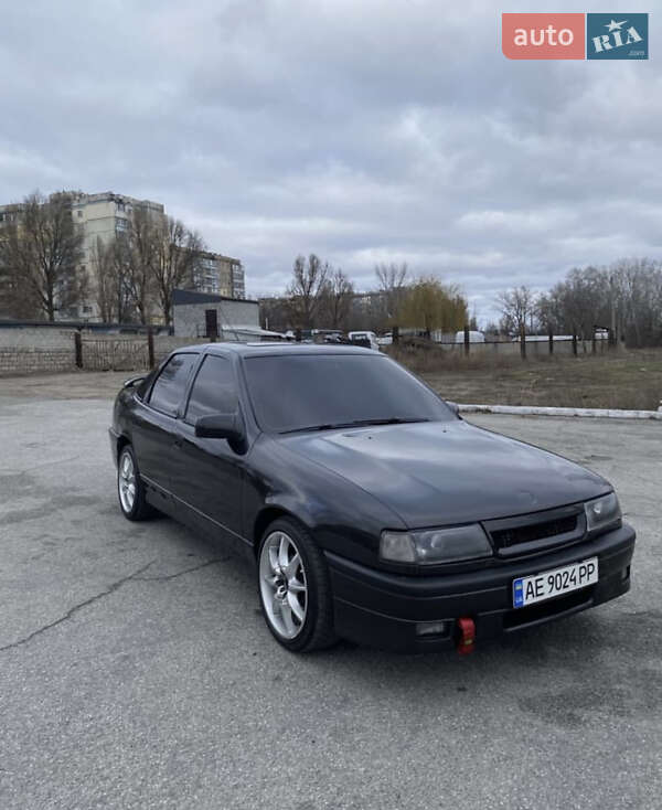 Седан Opel Vectra 1990 в Дніпрі