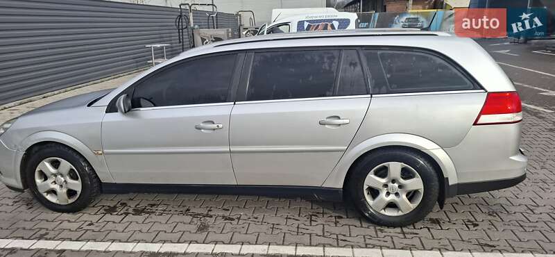 Універсал Opel Vectra 2005 в Житомирі
