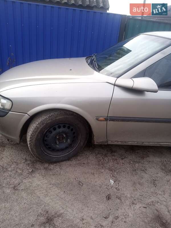 Седан Opel Vectra 1997 в Гадячі