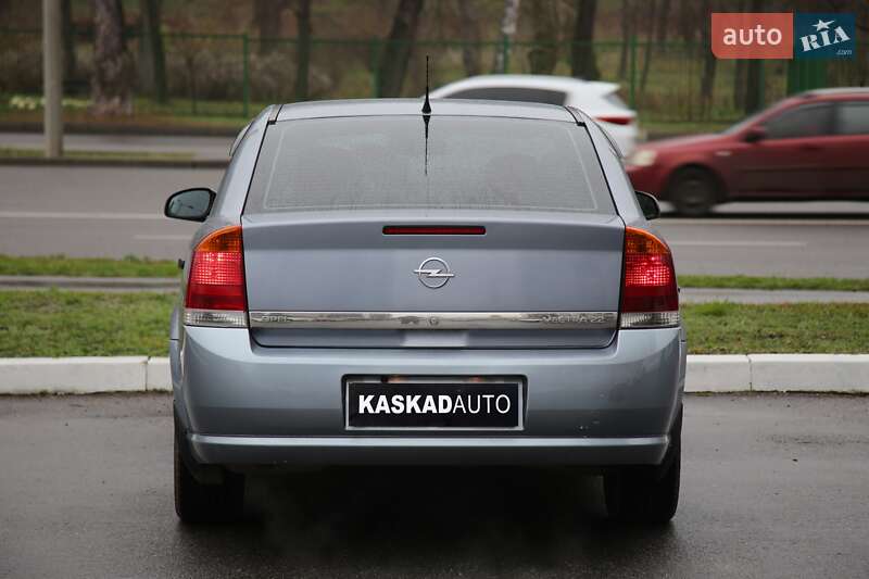 Седан Opel Vectra 2006 в Харкові