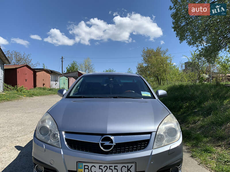 Седан Opel Vectra 2006 в Новому Розділі
