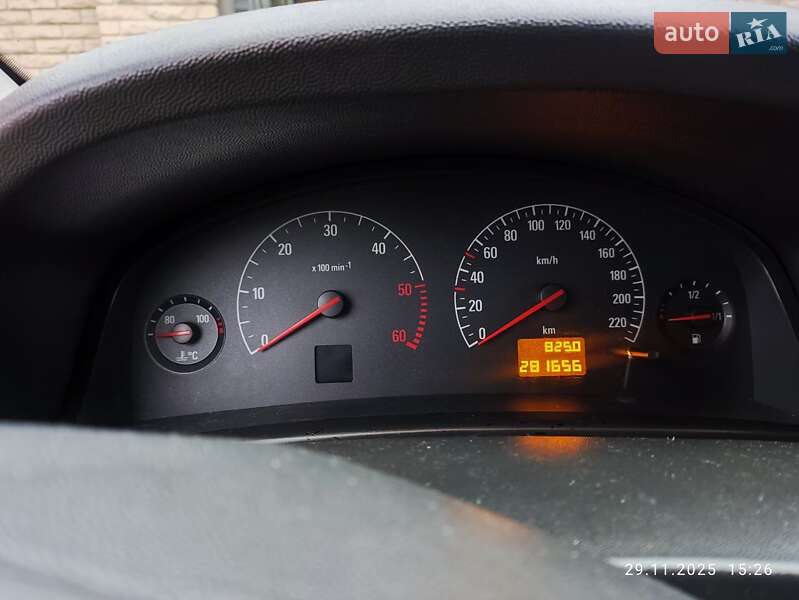 Седан Opel Vectra 2002 в Одесі