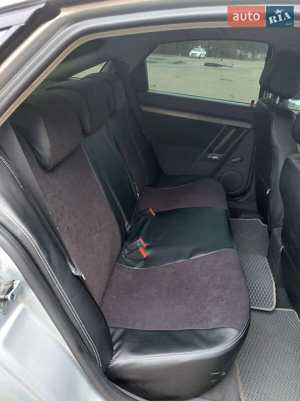 Лифтбек Opel Vectra 2005 в Днепре