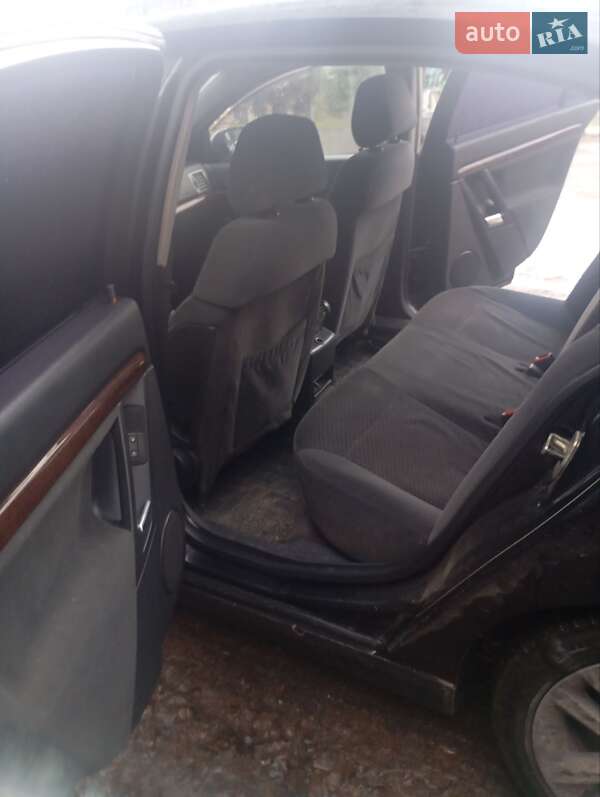 Седан Opel Vectra 2003 в Бершади фото 9 Седан Opel Vectra 2003 в Бершади