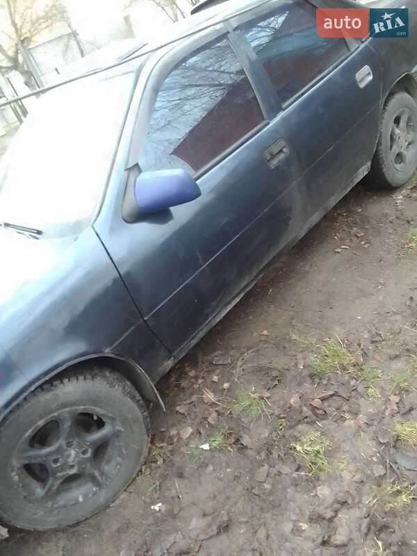 Седан Opel Vectra 1990 в Жмеринці