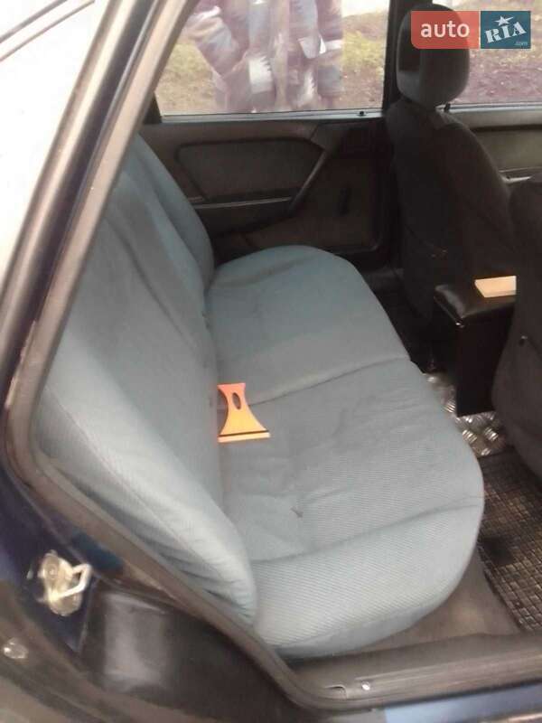 Седан Opel Vectra 1990 в Жмеринці