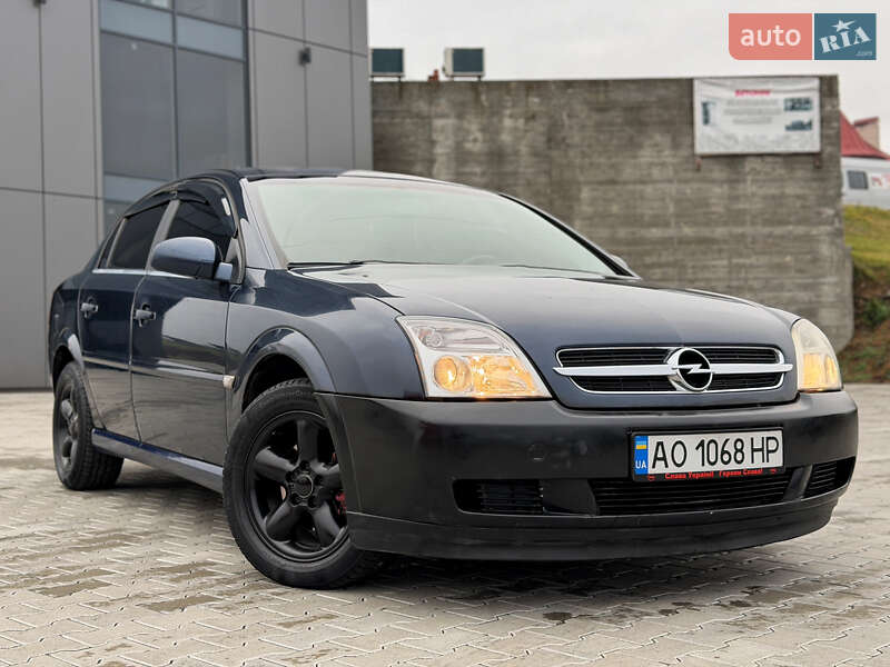 Седан Opel Vectra 2002 в Чернівцях