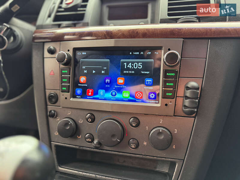 Седан Opel Vectra 2002 в Чернівцях