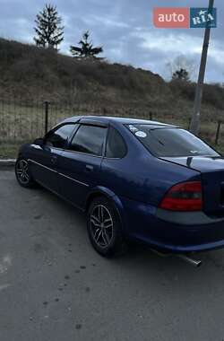 Седан Opel Vectra 1996 в Иваничах