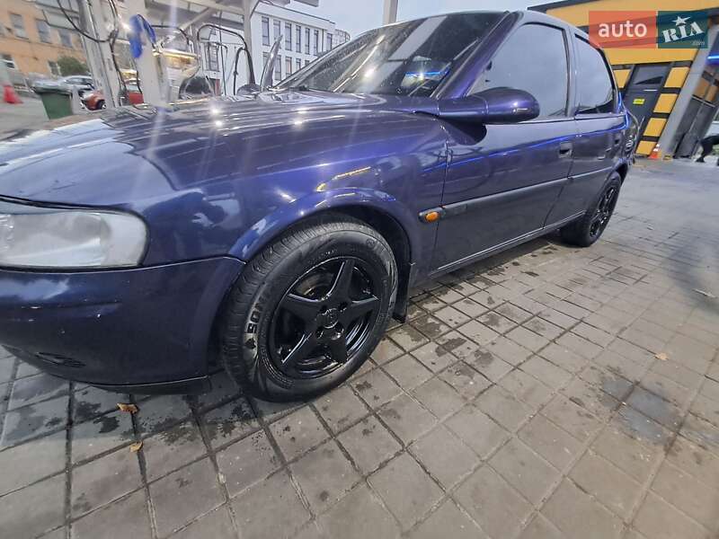 Седан Opel Vectra 1998 в Львове фото 13 Седан Opel Vectra 1998 в Львове