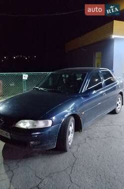 Седан Opel Vectra 2000 в Турке