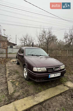 Лифтбек Opel Vectra 1993 в Лубнах