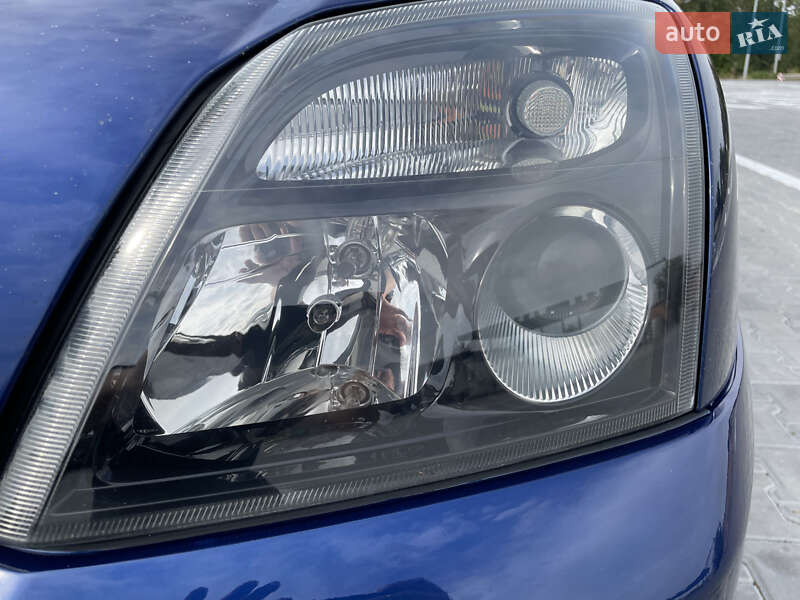 Седан Opel Vectra 2003 в Тульчине