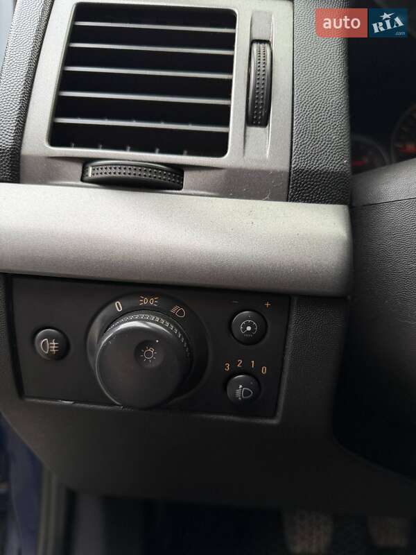 Универсал Opel Vectra 2004 в Киеве фото 16 Универсал Opel Vectra 2004 в Киеве