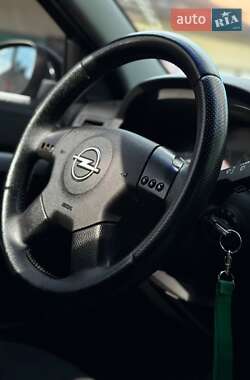 Седан Opel Vectra 2003 в Богородчанах