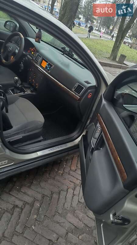 Седан Opel Vectra 2004 в Конотопе фото 11 Седан Opel Vectra 2004 в Конотопе