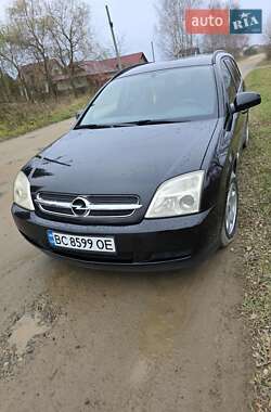 Універсал Opel Vectra 2004 в Яворові