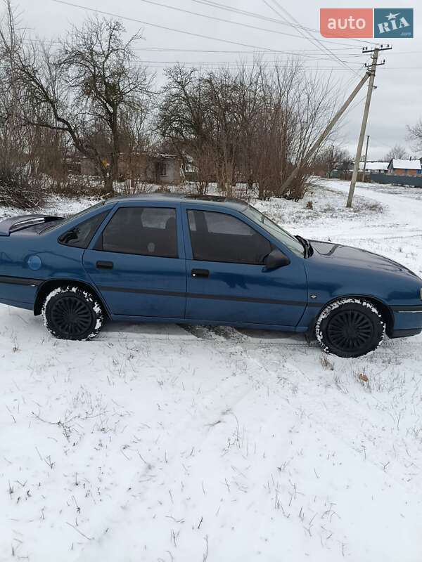 Седан Opel Vectra 1993 в Гадяче фото 4 Седан Opel Vectra 1993 в Гадяче