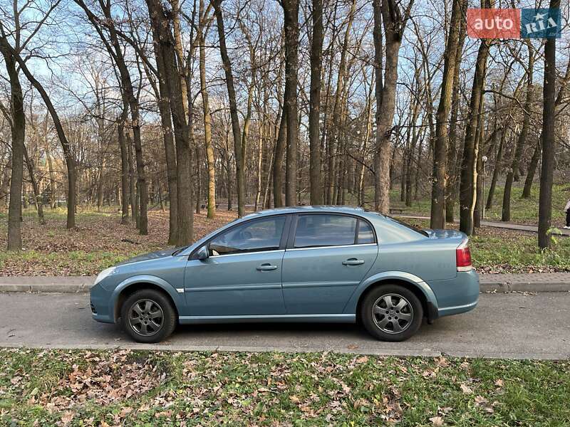Седан Opel Vectra 2006 в Киеве