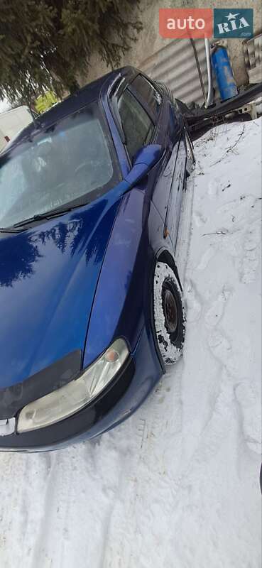Седан Opel Vectra 1997 в Чорткові