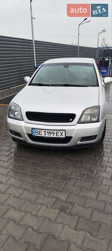 Ліфтбек Opel Vectra 2003 в Миколаєві