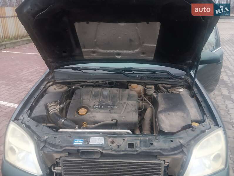 Универсал Opel Vectra 2004 в Виннице