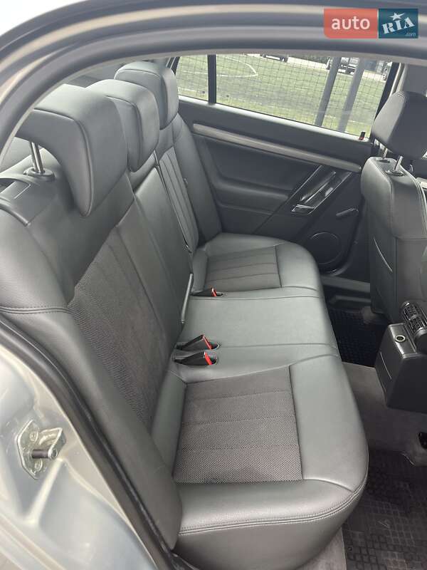 Седан Opel Vectra 2008 в Мукачево