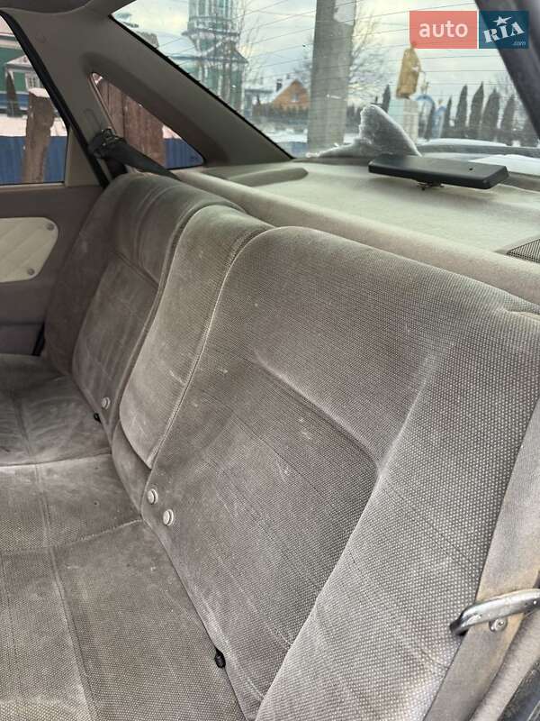 Седан Opel Vectra 1990 в Ратным фото 6 Седан Opel Vectra 1990 в Ратным