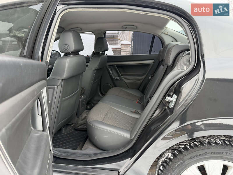 Седан Opel Vectra 2006 в Умані