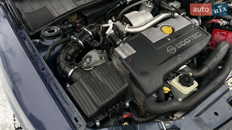 Ліфтбек Opel Vectra 2001 в Дрогобичі