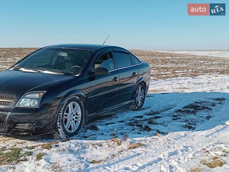 Лифтбек Opel Vectra 2004 в Львове