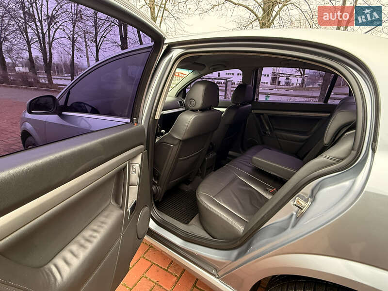 Седан Opel Vectra 2008 в Харькове