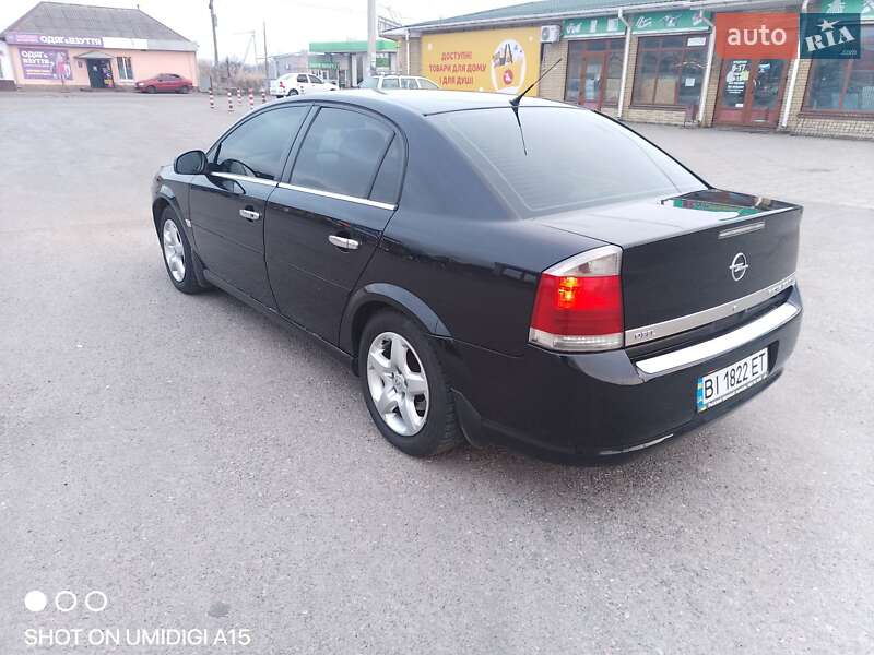 Седан Opel Vectra 2006 в Кременчуге