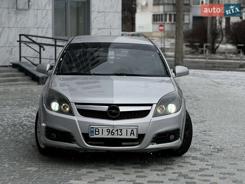 Седан Opel Vectra 2006 в Полтаве