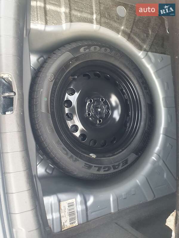 Седан Opel Vectra 2003 в Миргороде