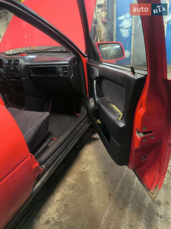 Седан Opel Vectra 1992 в Чернігові