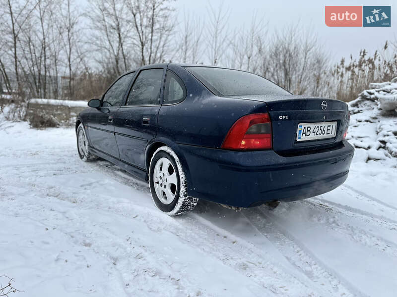 Седан Opel Vectra 2000 в Виннице