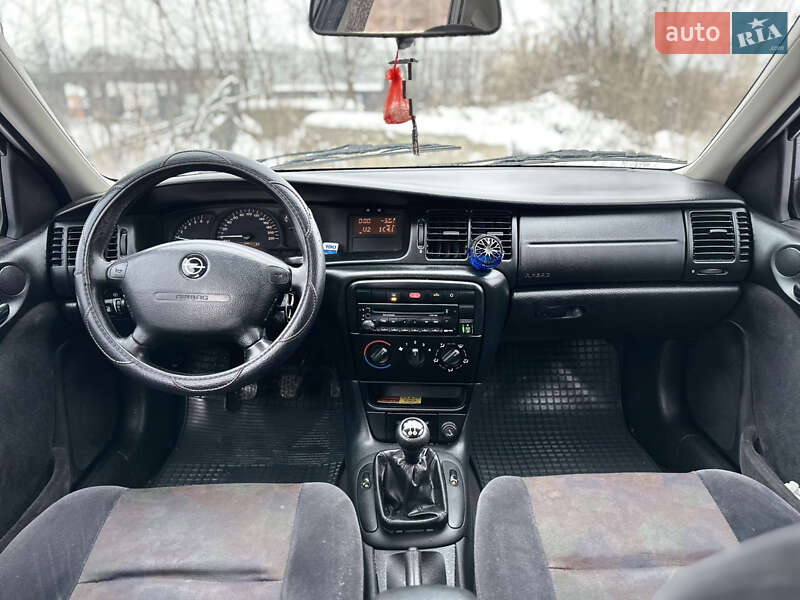 Седан Opel Vectra 2000 в Виннице