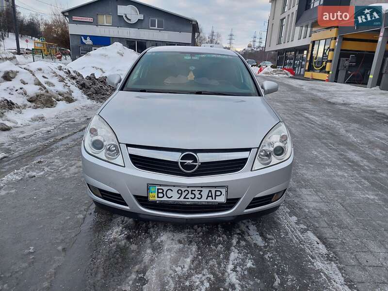 Седан Opel Vectra 2006 в Львове