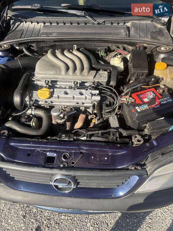 Седан Opel Vectra 1998 в Борщеве
