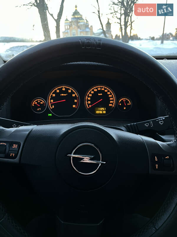 Седан Opel Vectra 2007 в Тернополе
