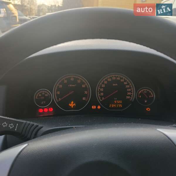 Лифтбек Opel Vectra 2005 в Днепре фото 4 Лифтбек Opel Vectra 2005 в Днепре