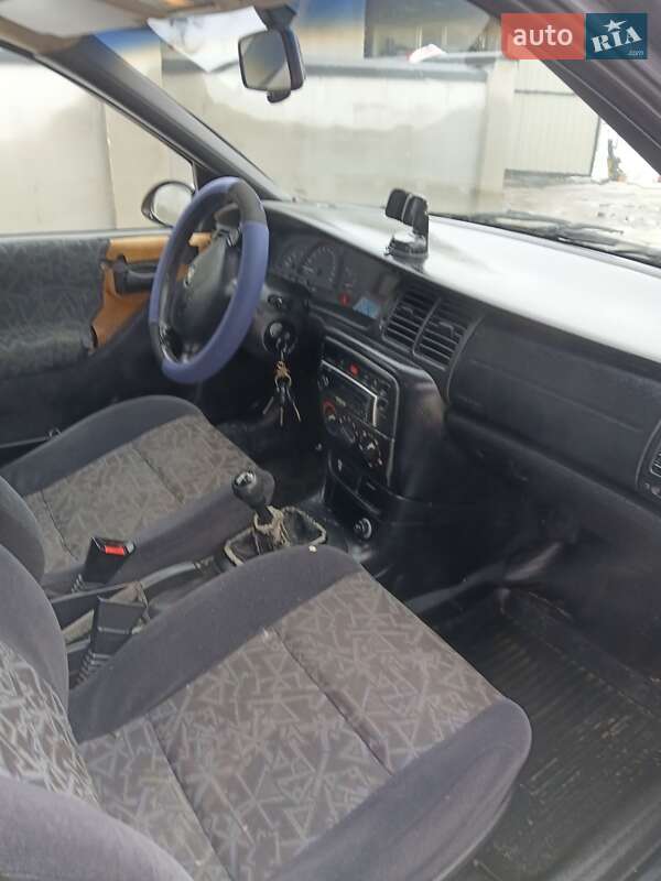 Седан Opel Vectra 1998 в Теребле
