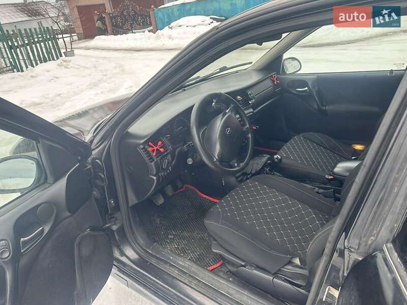Седан Opel Vectra 2001 в Ивано-Франковске