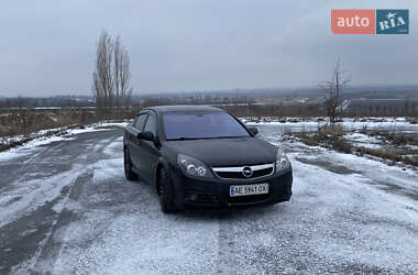 Седан Opel Vectra 2005 в Новомосковске