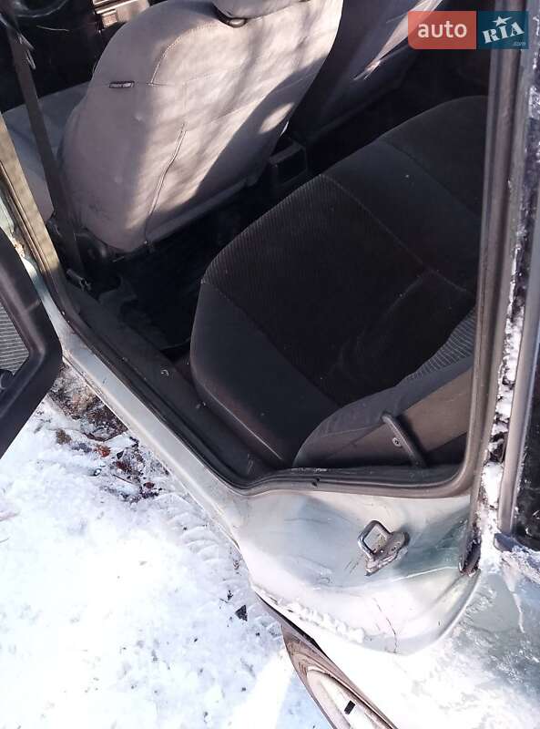 Седан Opel Vectra 1991 в Харькове фото 7 Седан Opel Vectra 1991 в Харькове
