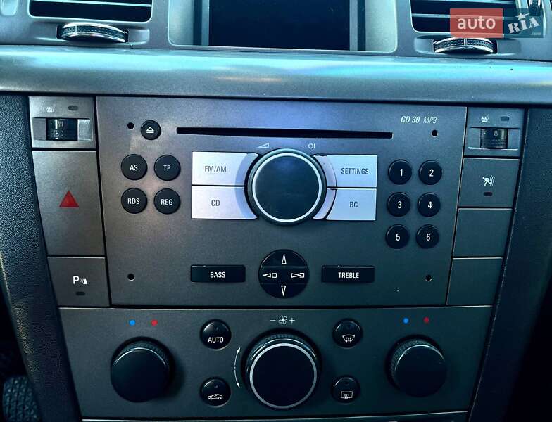 Седан Opel Vectra 2006 в Николаеве