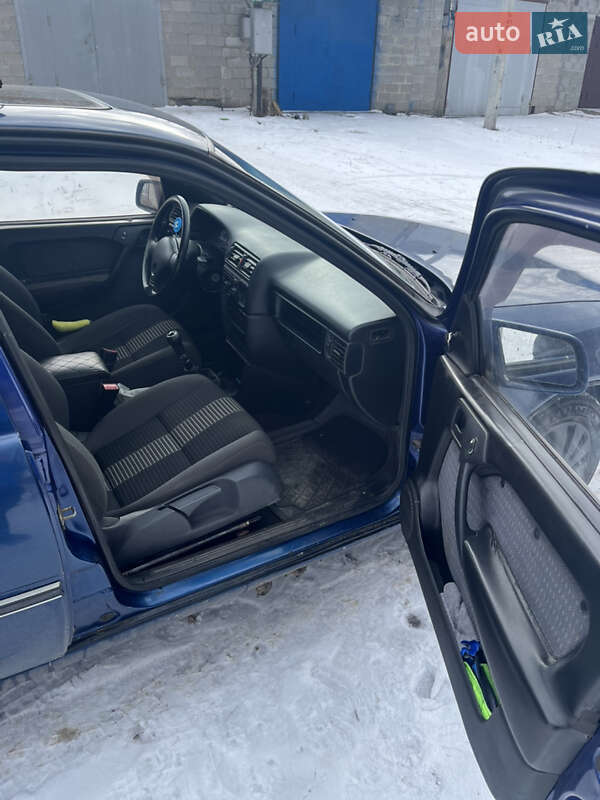 Седан Opel Vectra 1991 в Кропивницком фото 14 Седан Opel Vectra 1991 в Кропивницком
