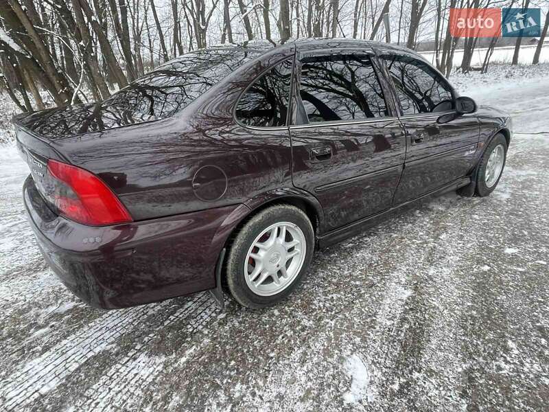 Седан Opel Vectra 2000 в Черновцах